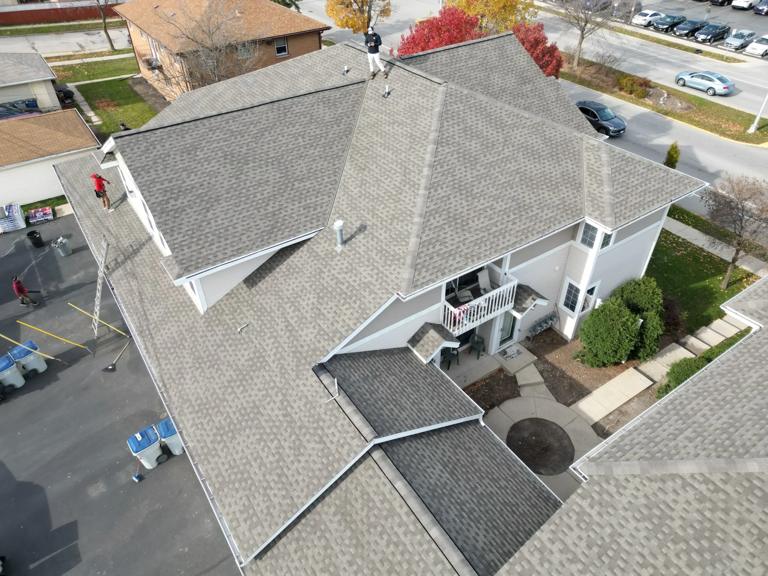 Commercial roofing maintenance and repairs