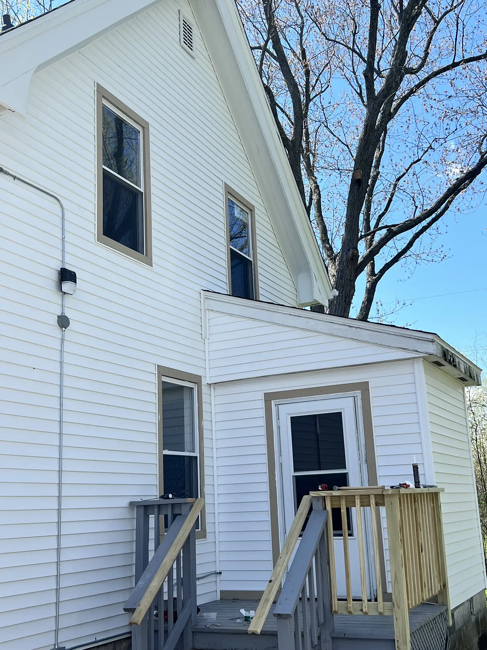 Siding repair Milwaukee