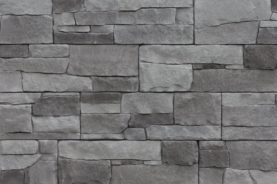 CertainTeed STONEfacade Coastal Storm accent siding installed in Milwaukee Wisconsin